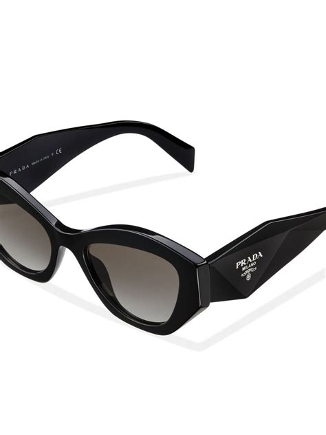 occhiali da sole prada cat eye|occhiali Prada cat eye.